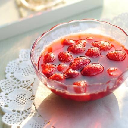 夏天吃草莓的正确打开方式